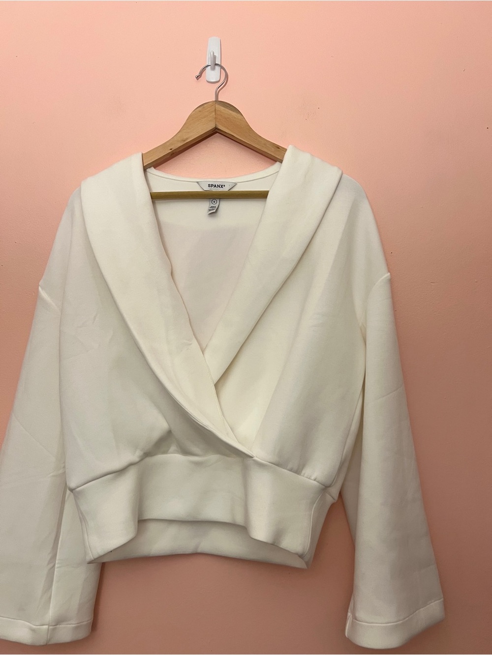 Spanx White AirEssentials Wrap Top Sweater Blouse Large - Picture 3 of 8